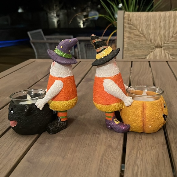 Two Halloween candle holders ~ candy corn little characters with hats! - Picture 3 of 12